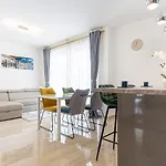Ledeno Luxury