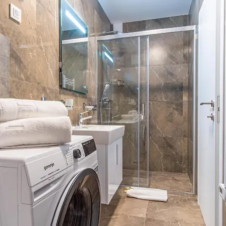 Ledeno Luxury * 스플리트