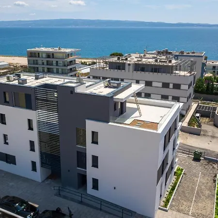 Ledeno Luxury