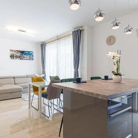 Ledeno Luxury * 스플리트