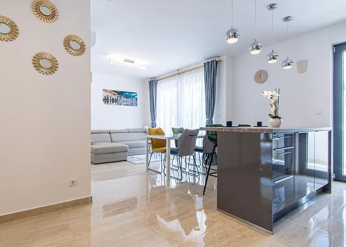Ledeno Luxury Apartment Split