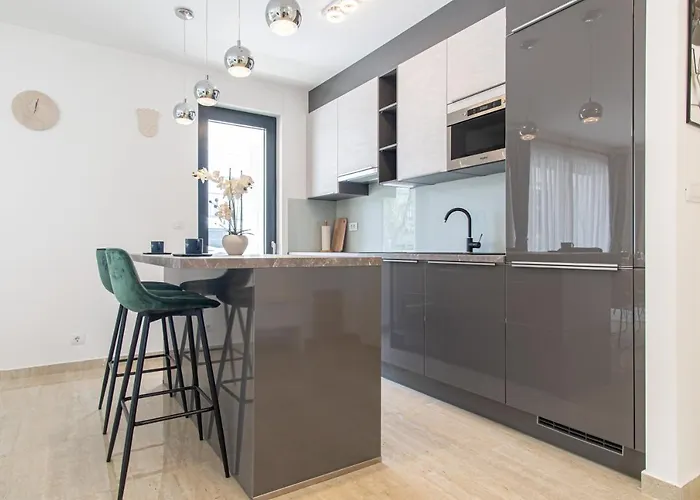 Ledeno Luxury Apartment