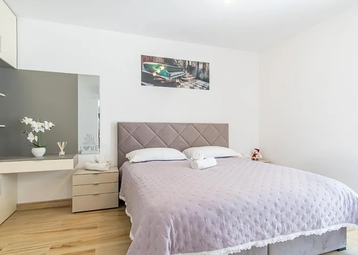 Ledeno Luxury Apartment Split